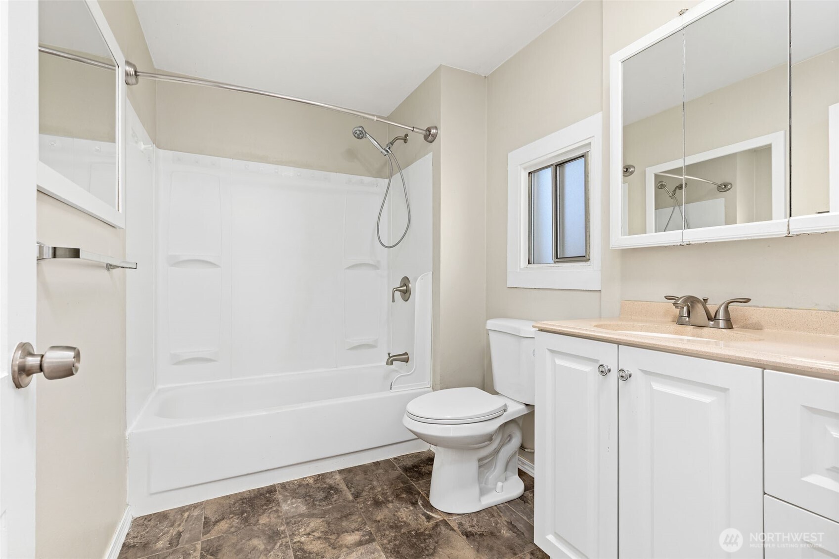 7902 48th Street E Fife WA 98424