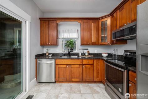 1305 NE 55th Street Seattle WA 98105