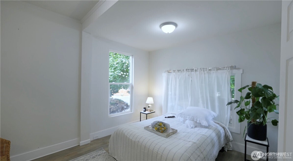 1305 NE 55th Street Seattle WA 98105