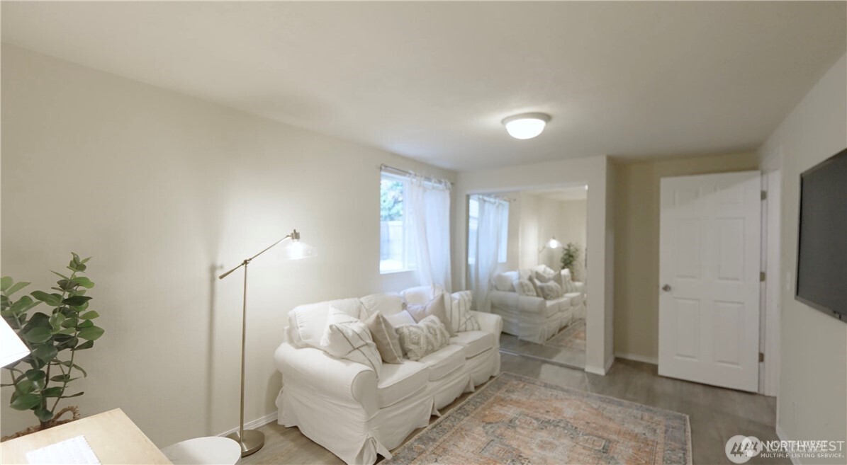 1305 NE 55th Street Seattle WA 98105