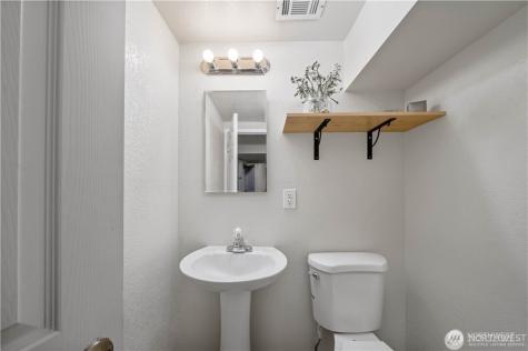 1305 NE 55th Street Seattle WA 98105