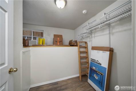 1305 NE 55th Street Seattle WA 98105