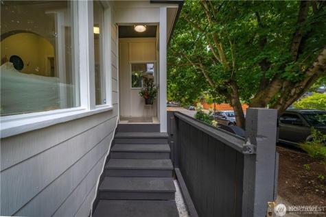 1305 NE 55th Street Seattle WA 98105