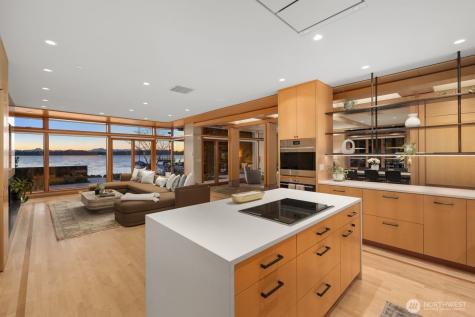5505 Lake Washington Boulevard NE Kirkland WA 98033