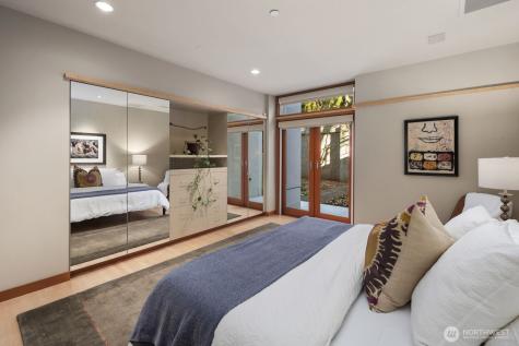 5505 Lake Washington Boulevard NE Kirkland WA 98033
