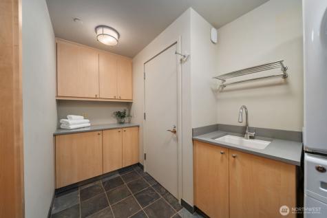 5505 Lake Washington Boulevard NE Kirkland WA 98033