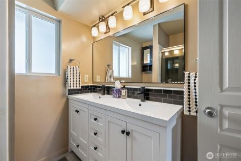 14225 104th Avenue NE Kirkland WA 98034