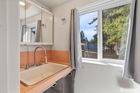 14225 104th Avenue NE Kirkland WA 98034