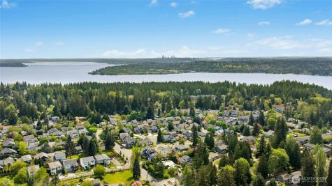 8118 NE 126th Street Kirkland WA 98034