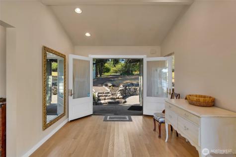 1794 Bayshore Road Lopez Island WA 98261