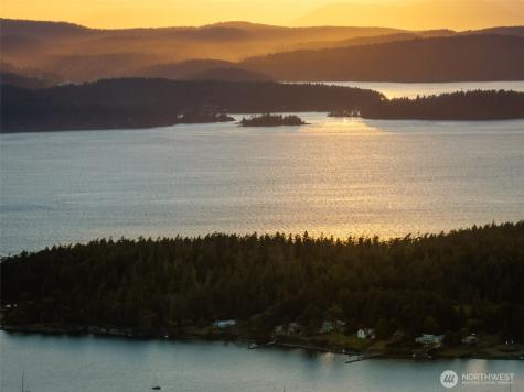 1794 Bayshore Road Lopez Island WA 98261