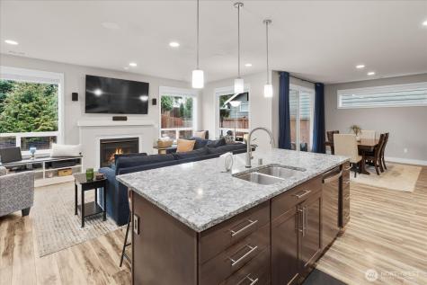 715 153rd Street SW Lynnwood WA 98087