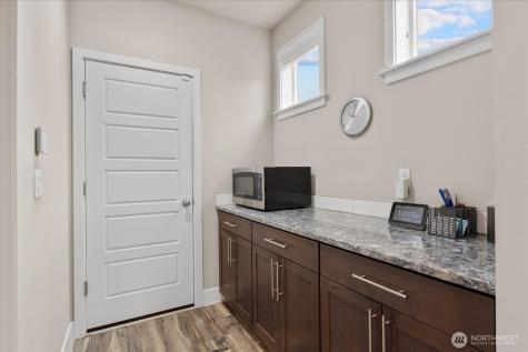 715 153rd Street SW Lynnwood WA 98087