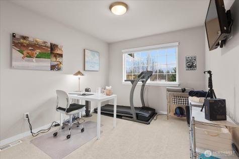 715 153rd Street SW Lynnwood WA 98087