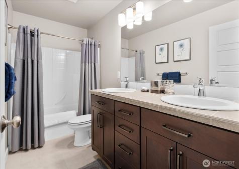 715 153rd Street SW Lynnwood WA 98087
