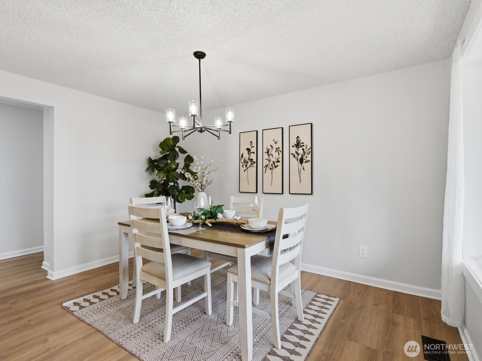 9112 10th Avenue SE Everett WA 98208