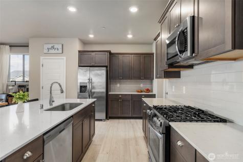 4384 Acacia Lane SE Port Orchard WA 98366