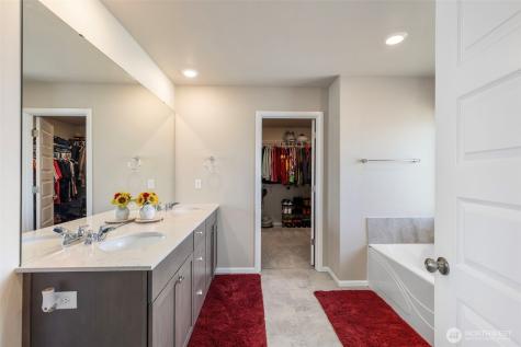 4384 Acacia Lane SE Port Orchard WA 98366