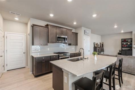 4384 Acacia Lane SE Port Orchard WA 98366