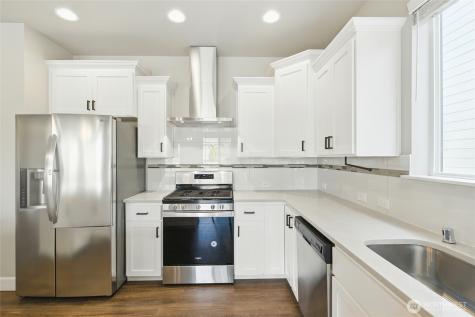 2008 84th Avenue E Edgewood WA 98371