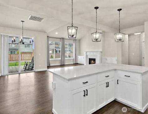 2008 84th Avenue E Edgewood WA 98371