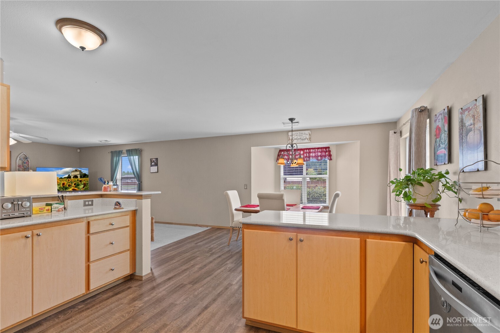 412 Ozzie Street NW Orting WA 98360
