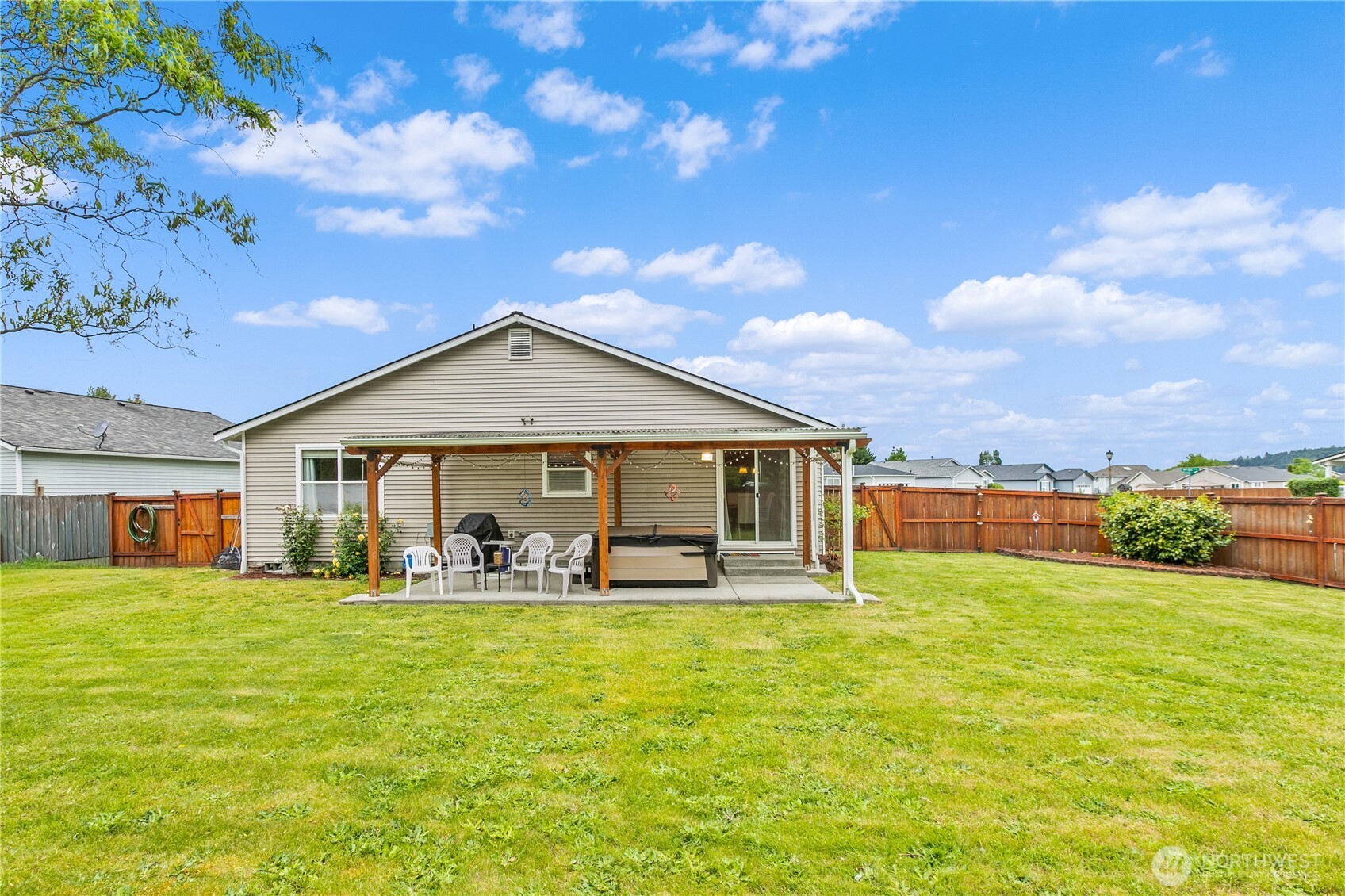 412 Ozzie Street NW Orting WA 98360