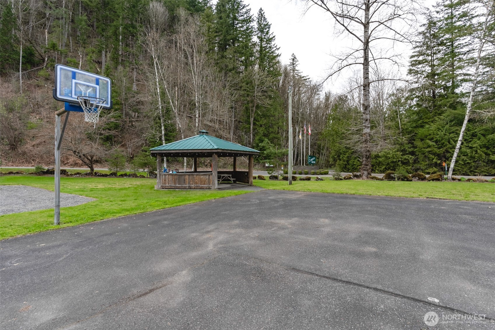 1111 Alder Lane Sumas WA 98266