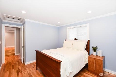 524 Wetmore Avenue Everett WA 98201