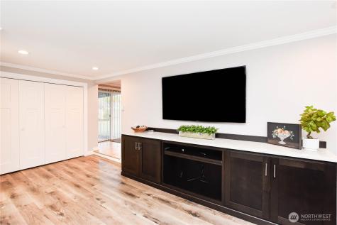 524 Wetmore Avenue Everett WA 98201