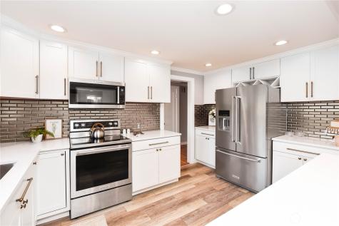 524 Wetmore Avenue Everett WA 98201