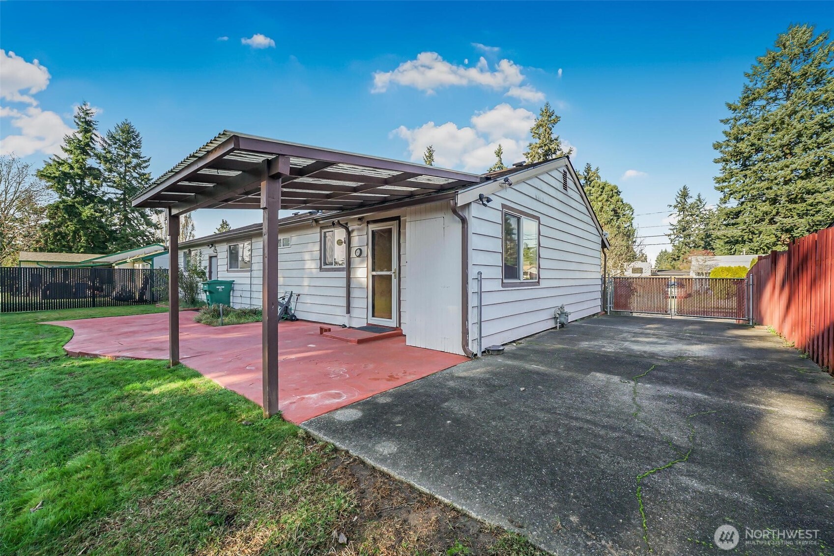 627 SW 305th Street Federal Way WA 98023