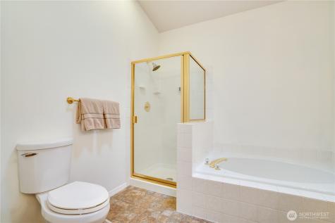33 Lakewood Oaks Drive SW Lakewood WA 98499