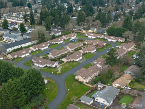 33 Lakewood Oaks Drive SW Lakewood WA 98499