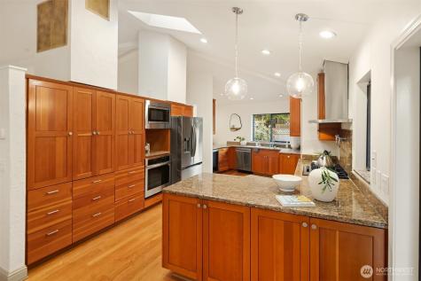 14116 NE 62nd Street Redmond WA 98052