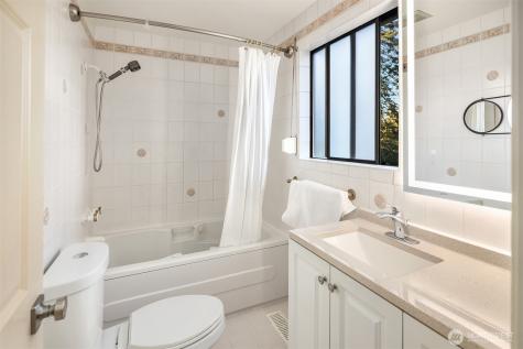 14116 NE 62nd Street Redmond WA 98052