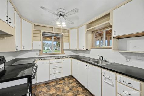 6109 Pacific Avenue Tacoma WA 98408