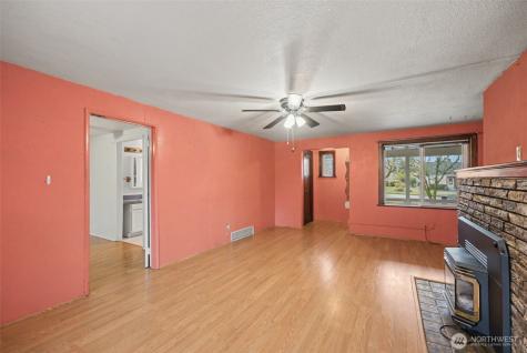 6109 Pacific Avenue Tacoma WA 98408