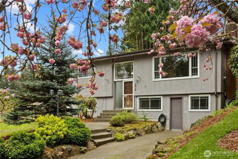 1519 NE 185th Street Shoreline WA 98155