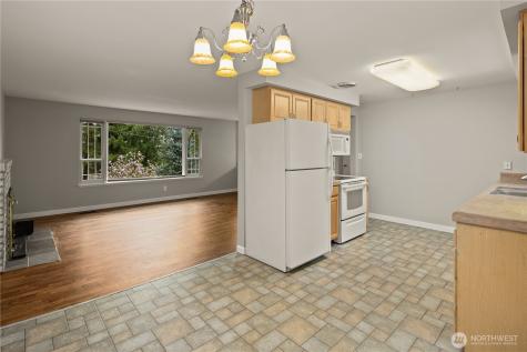 1519 NE 185th Street Shoreline WA 98155