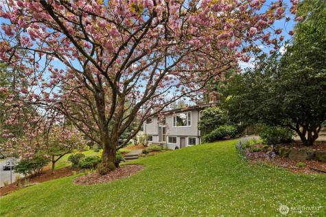 1519 NE 185th Street Shoreline WA 98155