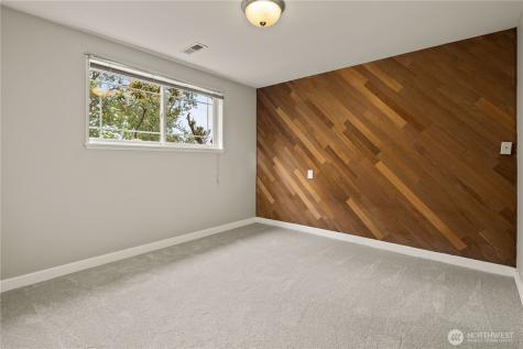 1519 NE 185th Street Shoreline WA 98155