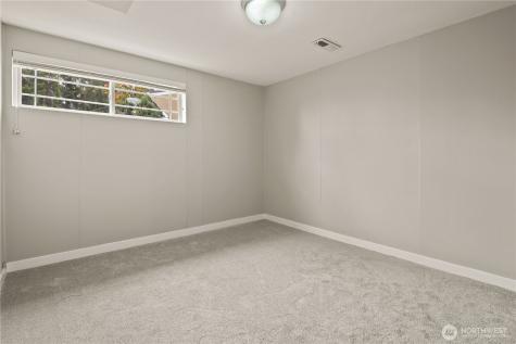 1519 NE 185th Street Shoreline WA 98155