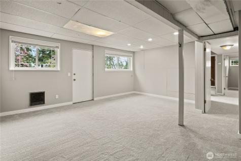 1519 NE 185th Street Shoreline WA 98155