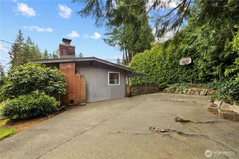 1519 NE 185th Street Shoreline WA 98155
