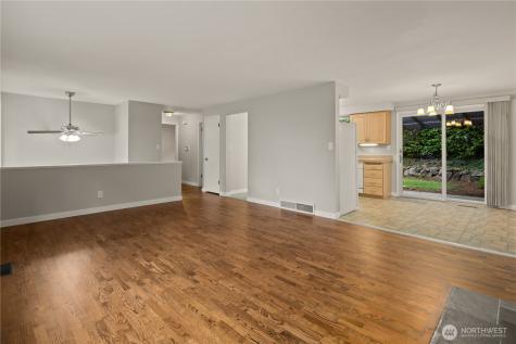 1519 NE 185th Street Shoreline WA 98155