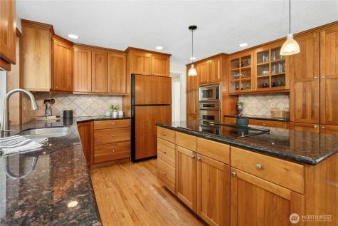 19924 163rd Avenue NE Woodinville WA 98072
