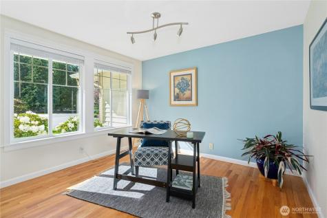 19924 163rd Avenue NE Woodinville WA 98072