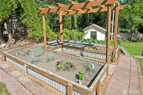 19924 163rd Avenue NE Woodinville WA 98072