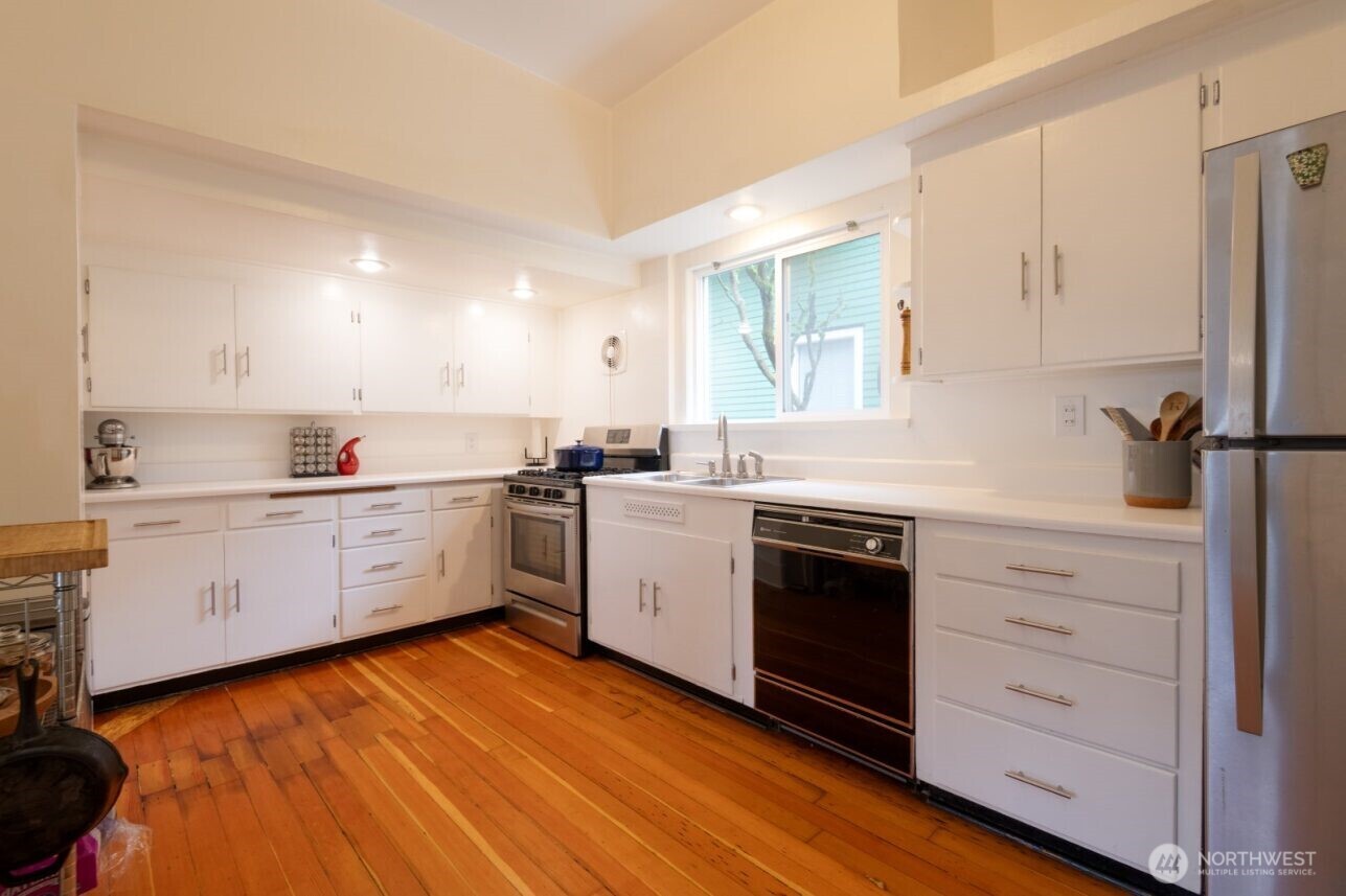 409 S 34th Street Tacoma WA 98418